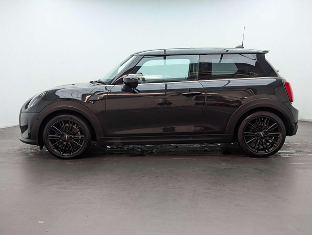 USED 2023 72 MINI HATCH Cooper S Electric Level 3 3dr CLICK+COLLECT / HOME DELIVERY
