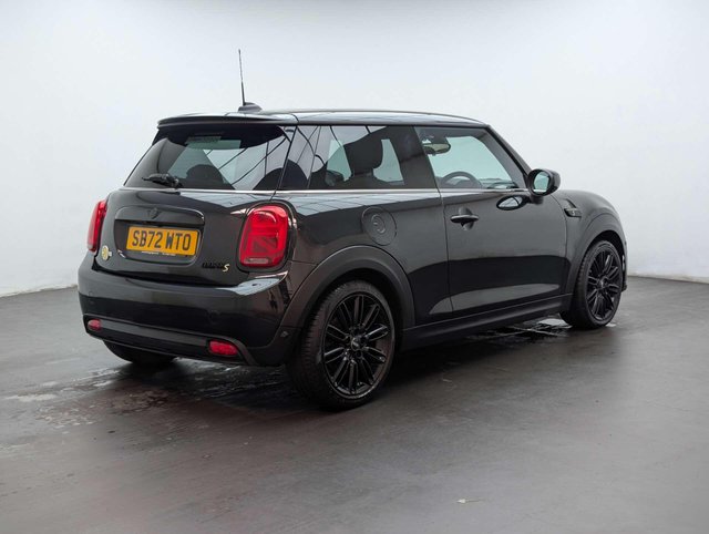 USED 2023 72 MINI HATCH Cooper S Electric Level 3 3dr CLICK+COLLECT / HOME DELIVERY