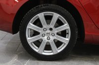 USED 2018 68 VOLVO V40 1.5 T2 GPF Inscription Auto Euro 6 (s/s) 5dr FULL VOLVO MAIN DEALER HISTORY