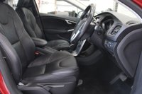 USED 2018 68 VOLVO V40 1.5 T2 GPF Inscription Auto Euro 6 (s/s) 5dr FULL VOLVO MAIN DEALER HISTORY