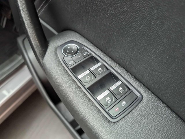 USED 2023 23 RENAULT CAPTUR 1.6 Captur Techno E-Tech HEV Auto 5dr CLICK+COLLECT / HOME DELIVERY