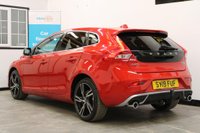 USED 2019 19 VOLVO V40 2.0 D3 R-Design Edition Euro 6 (s/s) 5dr WINTER PACK, FULL LEATHER, FSH