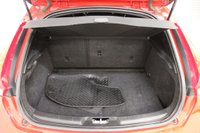 USED 2019 19 VOLVO V40 2.0 D3 R-Design Edition Euro 6 (s/s) 5dr WINTER PACK, FULL LEATHER, FSH