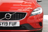 USED 2019 19 VOLVO V40 2.0 D3 R-Design Edition Euro 6 (s/s) 5dr WINTER PACK, FULL LEATHER, FSH
