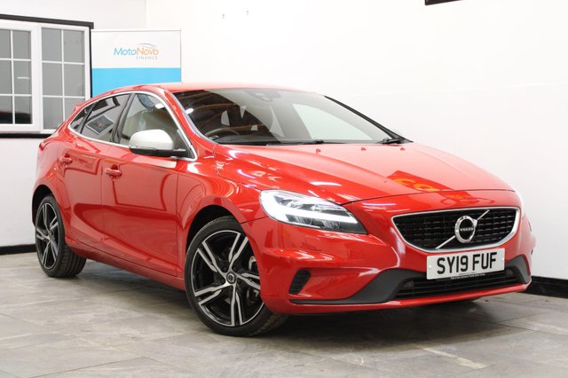 View our VOLVO V40