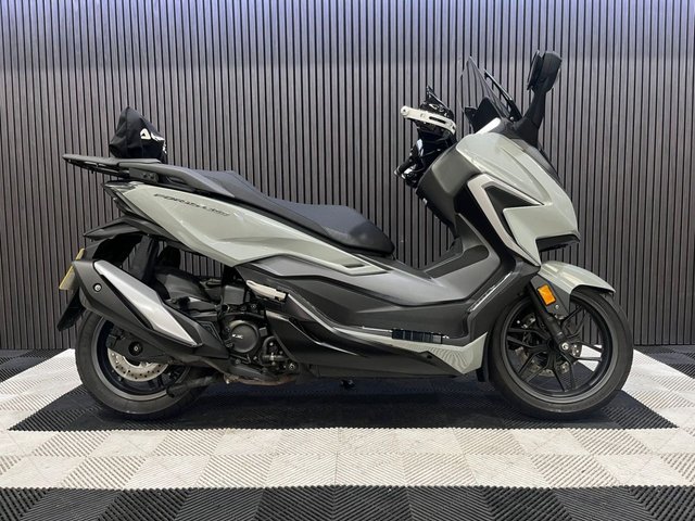 View our HONDA Forza 350