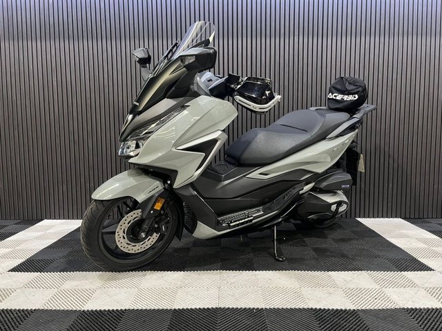 View our HONDA Forza 350
