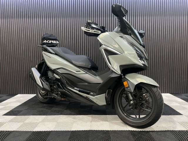 View our HONDA Forza 350