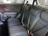 USED 2019 68 HONDA HR-V 1.6 i-DTEC SE SUV 5dr Diesel Manual Euro 6 (s/s) (120 ps) FULL SERVICE HISTORY + SATELLITE NAVIGATION + BLUETOOTH PHONE CONNECTIVITY + REAR VIEW CAMERA + TOUCH SCREEN MEDIA DISPLAY + LANE ASSIST + CRUISE CONTROL + FRONT AND REAR PARKING SENSORS + DUAL ZONE CLIMATE CONTROLLED AIRCONDITIONING + AUTO HOLD HILL START ASSISTANCE + LED DAY TIME RUNNING LIGHTS + LEATHER MULTI FUNCTION STEERING WHEEL + VOICE COMMAND + DAB DIGITAL RADIO + ECO STOP/START SYSTEM  + ROOF SPOILER + ELECTRIC HEATED DOOR MIRRORS + AUTOMATIC WIPERS WITH RAIN SENSORS + ELECTRIC WINDOWS