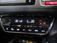 USED 2019 68 HONDA HR-V 1.6 i-DTEC SE SUV 5dr Diesel Manual Euro 6 (s/s) (120 ps) FULL SERVICE HISTORY + SATELLITE NAVIGATION + BLUETOOTH PHONE CONNECTIVITY + REAR VIEW CAMERA + TOUCH SCREEN MEDIA DISPLAY + LANE ASSIST + CRUISE CONTROL + FRONT AND REAR PARKING SENSORS + DUAL ZONE CLIMATE CONTROLLED AIRCONDITIONING + AUTO HOLD HILL START ASSISTANCE + LED DAY TIME RUNNING LIGHTS + LEATHER MULTI FUNCTION STEERING WHEEL + VOICE COMMAND + DAB DIGITAL RADIO + ECO STOP/START SYSTEM  + ROOF SPOILER + ELECTRIC HEATED DOOR MIRRORS + AUTOMATIC WIPERS WITH RAIN SENSORS + ELECTRIC WINDOWS