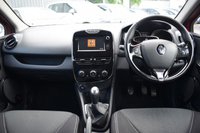 USED 2014 RENAULT CLIO 1.2 16V Dynamique MediaNav Hatchback 5dr Petrol Manual Euro 5 (75 ps) NAVIGATION  .  BLUETOOTH  .  LOW INSURANCE