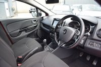 USED 2014 RENAULT CLIO 1.2 16V Dynamique MediaNav Hatchback 5dr Petrol Manual Euro 5 (75 ps) NAVIGATION  .  BLUETOOTH  .  LOW INSURANCE