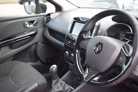 USED 2014 RENAULT CLIO 1.2 16V Dynamique MediaNav Hatchback 5dr Petrol Manual Euro 5 (75 ps) NAVIGATION  .  BLUETOOTH  .  LOW INSURANCE