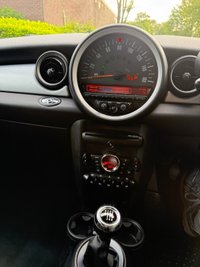 USED 2015 15 MINI ROADSTER 1.6 Cooper Convertible 2dr Petrol Manual Euro 6 (s/s) (122 ps) FSH+ULEZ+FINANCE+HTD SEAT+BT+6SPEED