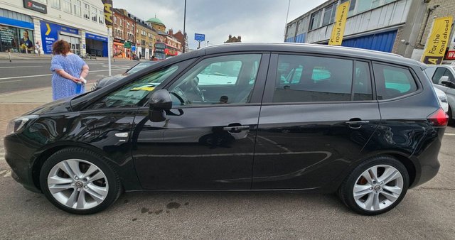 View our VAUXHALL ZAFIRA TOURER