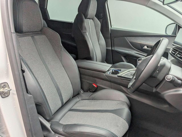 USED 2021 21 PEUGEOT 5008 1.5 5008 Allure Premium Blue HDi S/S 5dr CLICK+COLLECT / HOME DELIVERY