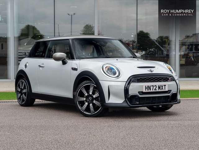 View our MINI Hatch 2.0 Cooper S Exclusive Hatchback 3dr Petrol Steptronic Euro 6 (s/s) (178 ps)