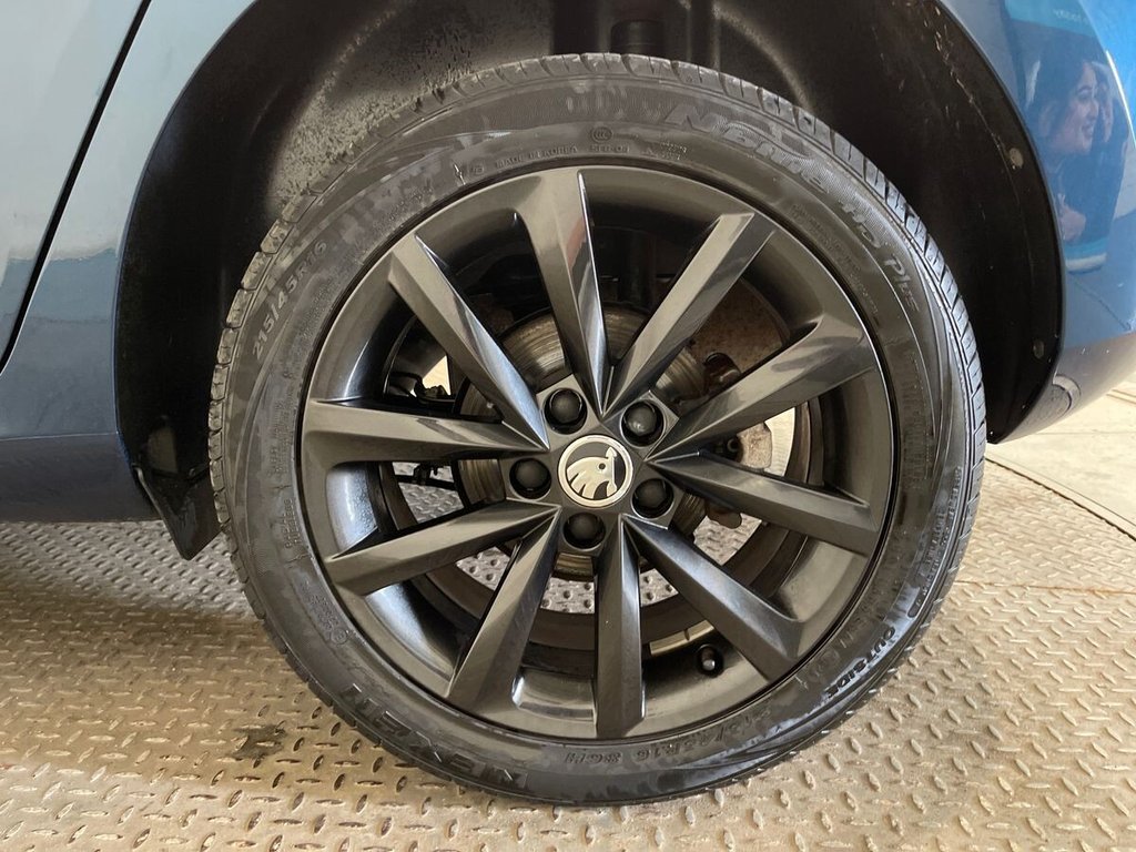 USED 2021 21 SKODA FABIA 1.0 TSI Colour Edition Hatchback 5dr Petrol DSG Euro 6 (s/s) (95 ps) one owner from new - low miles