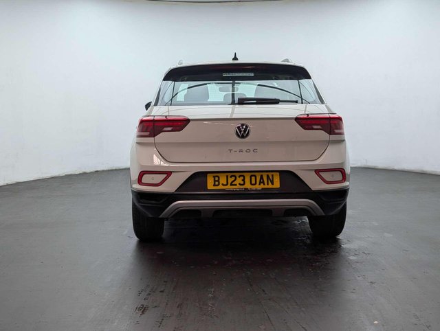 USED 2023 23 VOLKSWAGEN T-ROC 1.0 T-Roc Life TSI 5dr CLICK+COLLECT / HOME DELIVERY