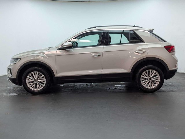 USED 2023 23 VOLKSWAGEN T-ROC 1.0 T-Roc Life TSI 5dr CLICK+COLLECT / HOME DELIVERY