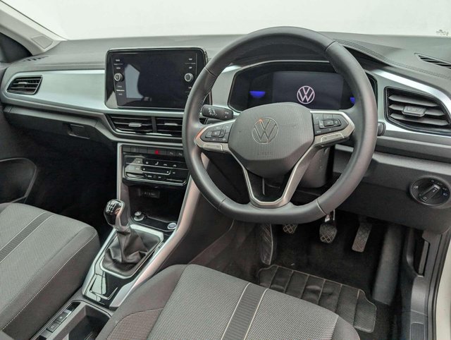 USED 2023 23 VOLKSWAGEN T-ROC 1.0 T-Roc Life TSI 5dr CLICK+COLLECT / HOME DELIVERY