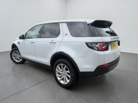 USED 2017 67 LAND ROVER DISCOVERY SPORT 2.0 TD4 SE Tech SUV 5dr Diesel Auto 4WD Euro 6 (s/s) (180 ps) * DIESEL ** SAT NAV ** BLUETOOTH *