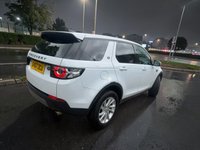 USED 2017 67 LAND ROVER DISCOVERY SPORT 2.0 TD4 SE Tech SUV 5dr Diesel Auto 4WD Euro 6 (s/s) (180 ps) * DIESEL ** SAT NAV ** BLUETOOTH *