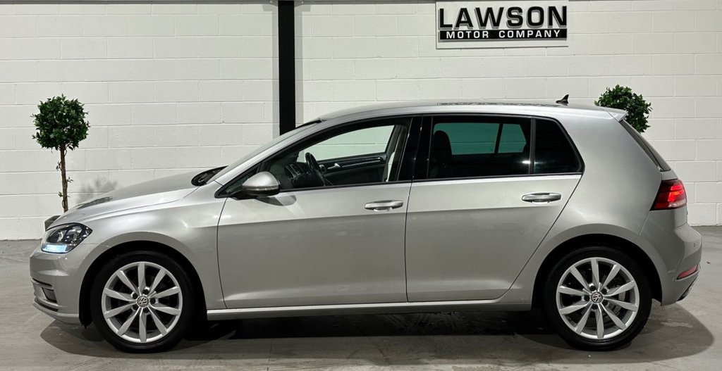 USED 2018 18 VOLKSWAGEN GOLF 1.6 TDI GT Hatchback 5dr Diesel Manual Euro 6 (s/s) (115 ps) 