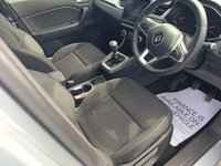 USED 2021 RENAULT CAPTUR 1.5 Blue dCi Iconic SUV 5dr Diesel Manual Euro 6 (s/s) (95 ps) 