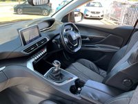 USED 2017 67 PEUGEOT 3008 1.2 PureTech Allure SUV 5dr Petrol Manual Euro 6 (s/s) (130 ps) Full Service History