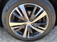 USED 2017 67 PEUGEOT 3008 1.2 PureTech Allure SUV 5dr Petrol Manual Euro 6 (s/s) (130 ps) Full Service History