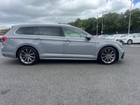 USED 2023 23 VOLKSWAGEN PASSAT 2.0 TDI EVO R-Line Estate 5dr Diesel DSG Euro 6 (s/s) (150 ps) AUTO - ESTATE