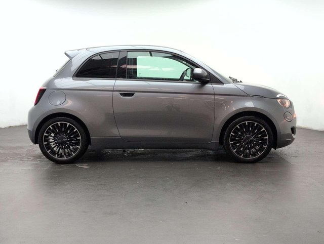 USED 2022 22 FIAT 500E 500e Icon 3dr CLICK+COLLECT / HOME DELIVERY