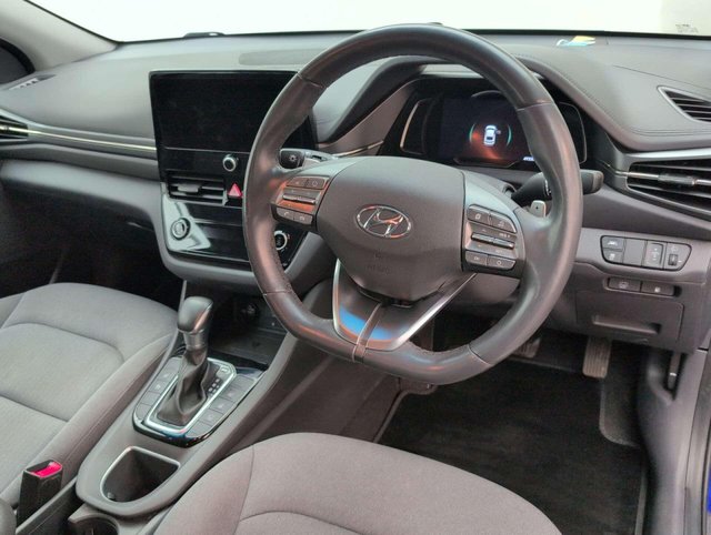 USED 2020 70 HYUNDAI IONIQ 1.6 IONIQ Premium FHEV Semi-Auto 5dr CLICK+COLLECT / HOME DELIVERY