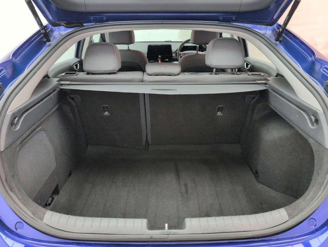 USED 2020 70 HYUNDAI IONIQ 1.6 IONIQ Premium FHEV Semi-Auto 5dr CLICK+COLLECT / HOME DELIVERY