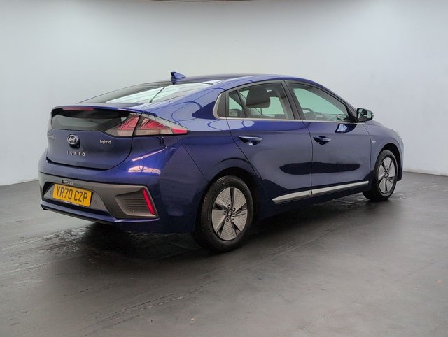 USED 2020 70 HYUNDAI IONIQ 1.6 IONIQ Premium FHEV Semi-Auto 5dr CLICK+COLLECT / HOME DELIVERY