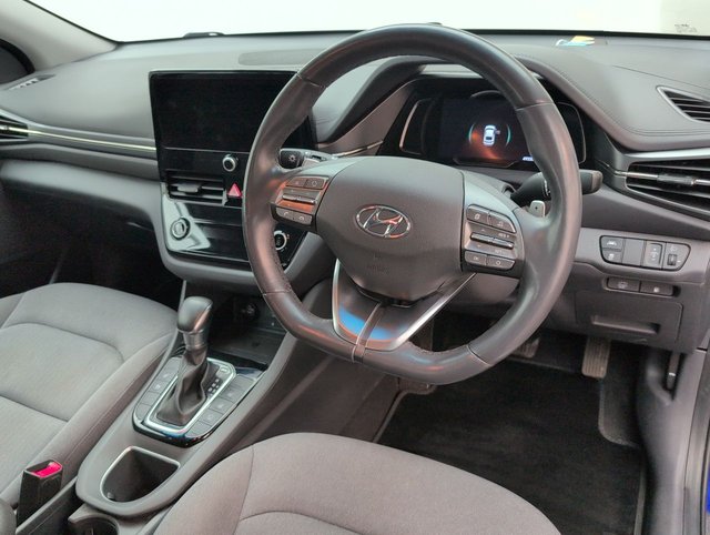 USED 2020 70 HYUNDAI IONIQ 1.6 IONIQ Premium FHEV Semi-Auto 5dr CLICK+COLLECT / HOME DELIVERY