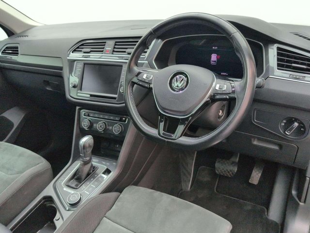 USED 2017 17 VOLKSWAGEN TIGUAN 2.0 Tiguan SEL TDI BlueMotion Technology 4Motion Semi-Auto 4WD 5dr CLICK+COLLECT / HOME DELIVERY