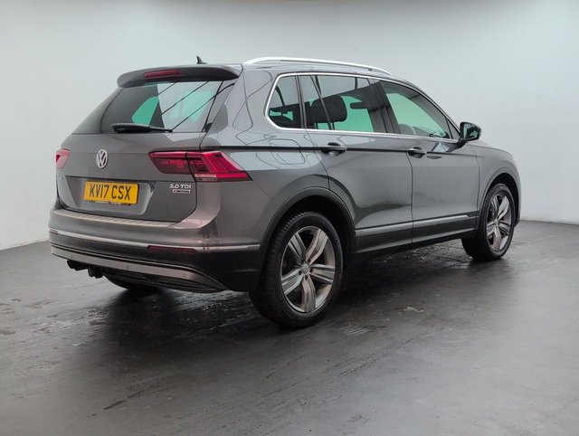 USED 2017 17 VOLKSWAGEN TIGUAN 2.0 Tiguan SEL TDI BlueMotion Technology 4Motion Semi-Auto 4WD 5dr CLICK+COLLECT / HOME DELIVERY