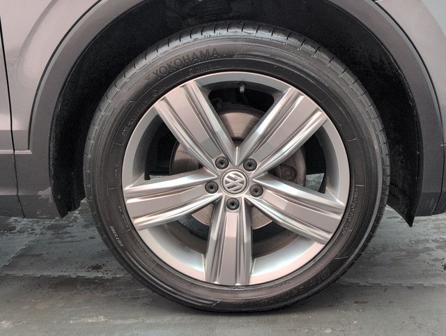 USED 2017 17 VOLKSWAGEN TIGUAN 2.0 Tiguan SEL TDI BlueMotion Technology 4Motion Semi-Auto 4WD 5dr CLICK+COLLECT / HOME DELIVERY