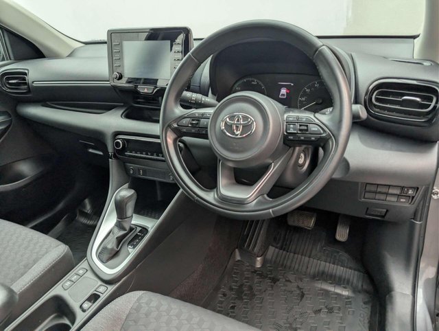 USED 2021 71 TOYOTA YARIS 1.5 Yaris Icon HEV CVT 5dr CLICK+COLLECT / HOME DELIVERY