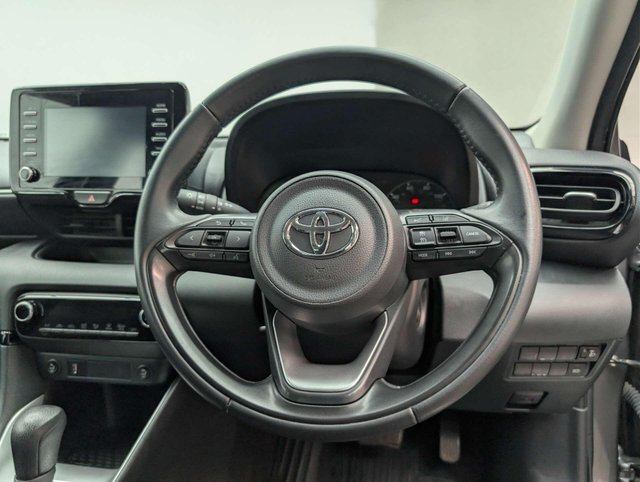 USED 2021 71 TOYOTA YARIS 1.5 Yaris Icon HEV CVT 5dr CLICK+COLLECT / HOME DELIVERY