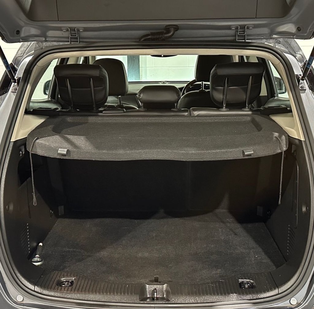 USED 2019 19 VAUXHALL MOKKA X 1.4i Turbo ecoTEC Elite SUV 5dr Petrol Manual Euro 6 (s/s) (140 ps) 