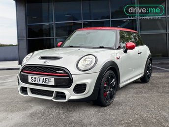 2017 MINI HATCH