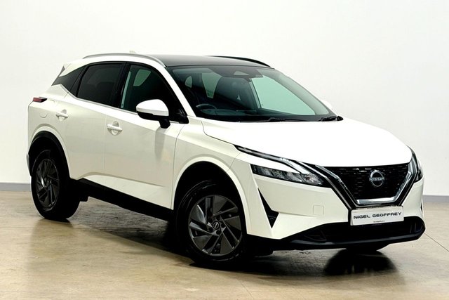 View our NISSAN QASHQAI