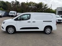 USED 2022 22 VAUXHALL COMBO 1.5 Turbo D 2300 Sportive Panel Van 6dr Diesel Manual L2 H1 Euro 6 (100 ps) 1 OWNER ONLY 13K MILES TOUCH SCREEN MEDIA 3 SEATER COMES MOT 1 YEAR AND SERVICE