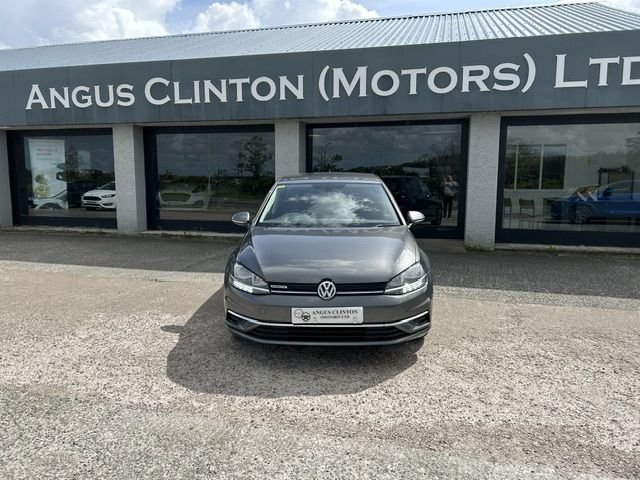 View our VOLKSWAGEN GOLF