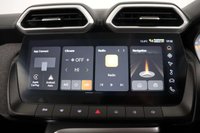 USED 2025 75 MG MG ZS 1.5 Hybrid+ SE SUV 5dr Petrol Hybrid Auto Euro 6 (s/s) (196 ps) CAMERA, APPLE CAR PLAY, SATNAV