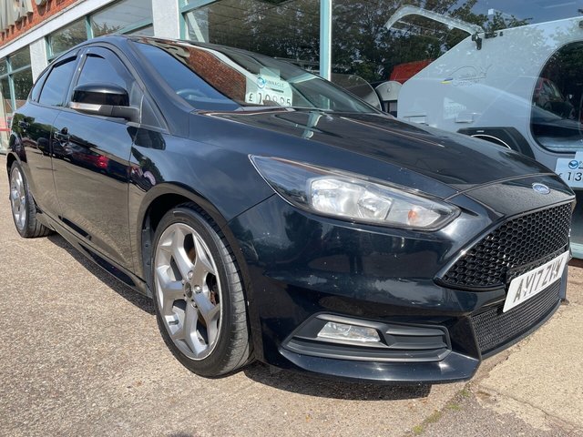 View our FORD FOCUS