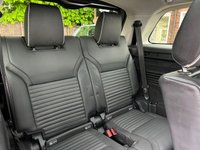 USED 2017 17 LAND ROVER DISCOVERY 3.0 TD V6 First Edition SUV 5dr Diesel Auto 4WD Euro 6 (s/s) (258 ps) TOP SPEC, 7 SEATS, REAR MEDIA!